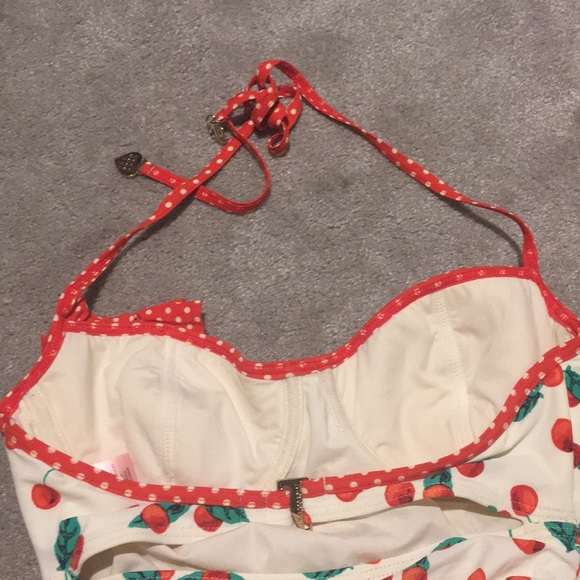 Juicy Couture Beach Royalty Bathing Pin up style - Picture 6 of 12